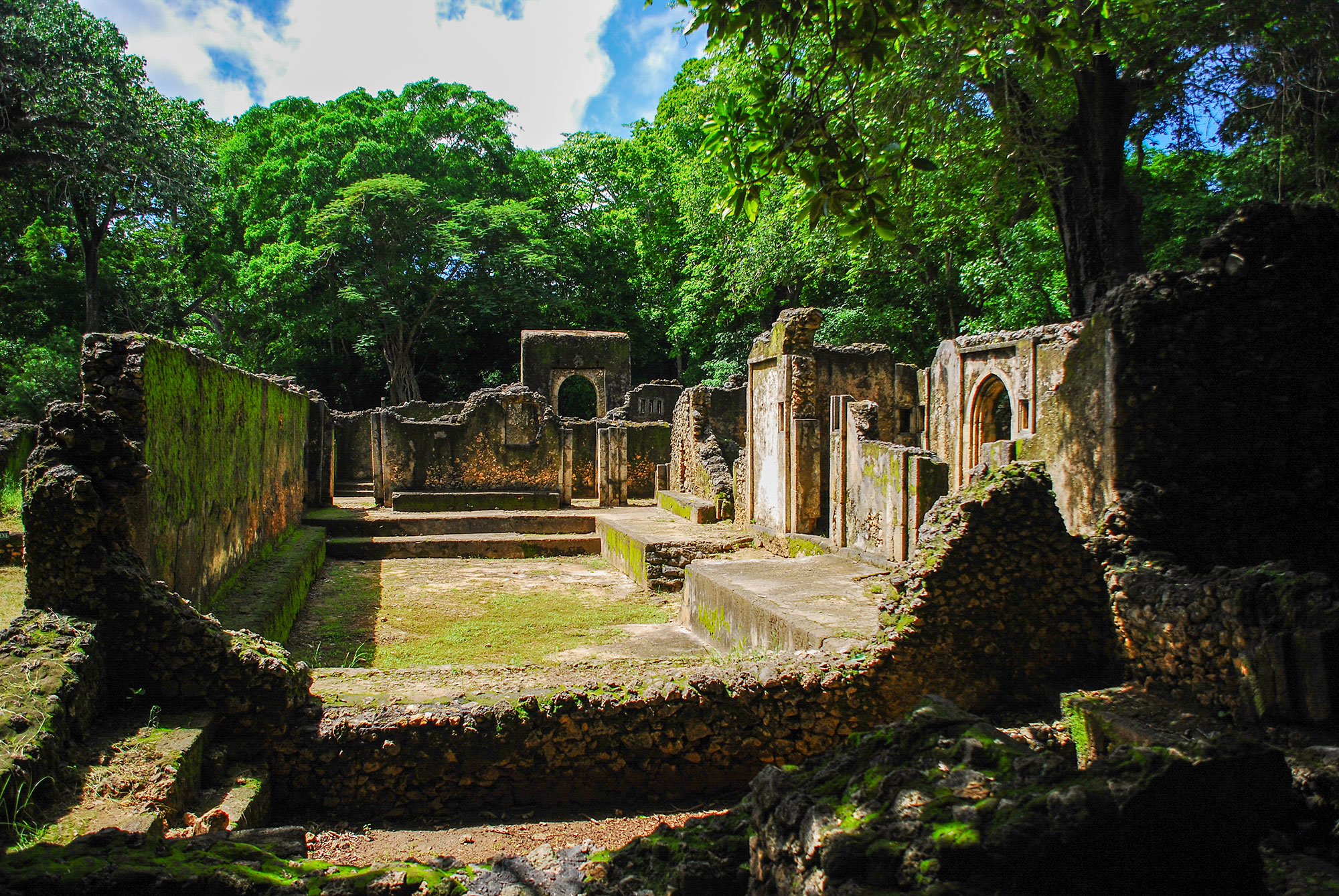 Gede Ruins